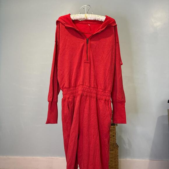 Cute red free people movement training day hoodie romper/ jumpsuit NWOT - Picture 2 of 7